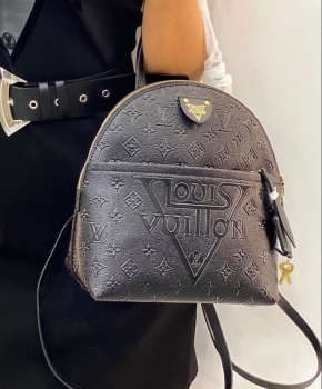 Рюкзак женский  Louis Vuitton Артикул BMS-66223. Вид 1