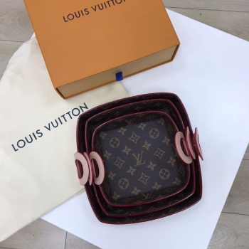  Hабор декоративных подносов GEORGES  Louis Vuitton Артикул BMS-51587. Вид 1