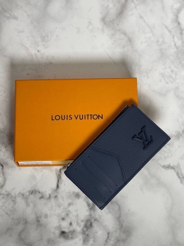 Картхолдер Louis Vuitton Артикул BMS-115476. Вид 1