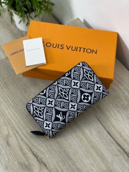 Кошелёк Louis Vuitton Артикул BMS-75831. Вид 1