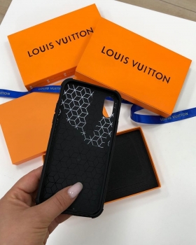 Чехол  Louis Vuitton Артикул BMS-51394. Вид 2