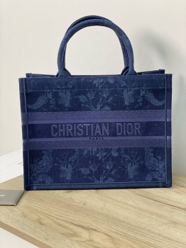 Сумка женская Dior Book Tote Christian Dior Артикул BMS-77891. Вид 1