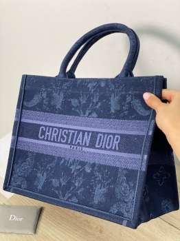 Сумка женская Dior Book Tote Christian Dior Артикул BMS-77891. Вид 2
