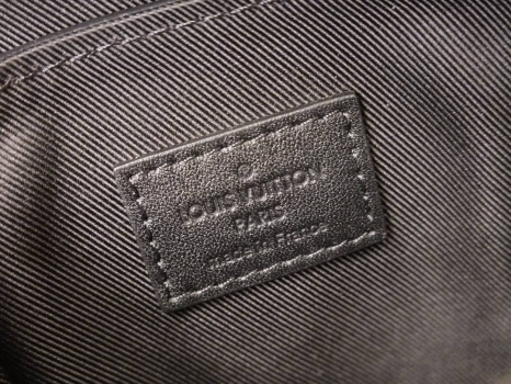 Сумка-слинг Louis Vuitton Артикул BMS-79608. Вид 7