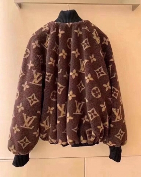 Куртка женская  Louis Vuitton Артикул BMS-82029. Вид 2