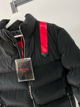 Куртка мужская Prada Артикул BMS-82766. Вид 2