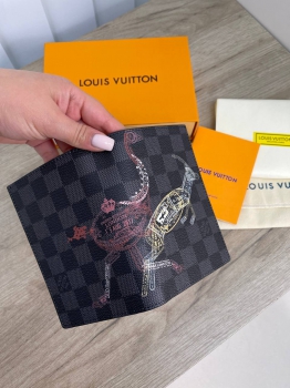 Обложка на паспорт Louis Vuitton Артикул BMS-90394. Вид 2