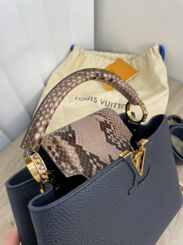 Сумка женская CAPUCINES Louis Vuitton Артикул BMS-92321. Вид 10