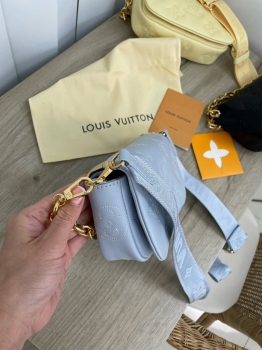 Сумка женская   Louis Vuitton Артикул BMS-94678. Вид 2