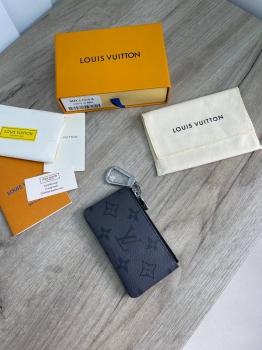 Ключница Louis Vuitton Артикул BMS-94925. Вид 1