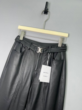 Кожаные брюки  Bottega Veneta Артикул BMS-118948. Вид 2