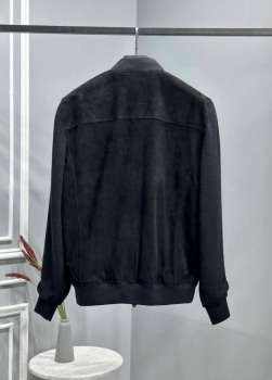 Куртка из натуральной замши с рукавами из кашемира  Kiton Артикул BMS-119900. Вид 2