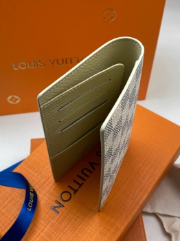 Обложка на паспорт  Louis Vuitton Артикул BMS-122792. Вид 3
