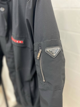 Куртка мужская Prada Артикул BMS-106062. Вид 2