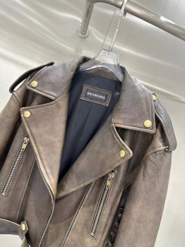 Кожаная куртка Balenciaga Артикул BMS-124091. Вид 3