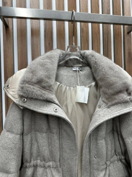  Куртка женская Brunello Cucinelli Артикул BMS-124099. Вид 2