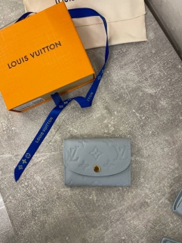 Визитница Louis Vuitton Артикул BMS-126666. Вид 1
