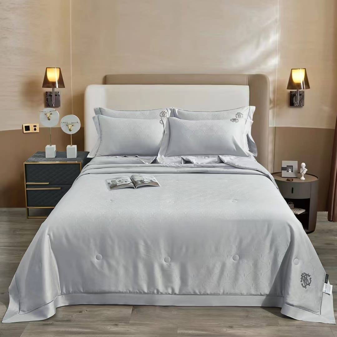 Комплект постельного белья с облегчённым одеялом Roberto Cavalli Артикул BMS-94366