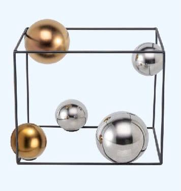 Статуэтка «Куб с шарами»